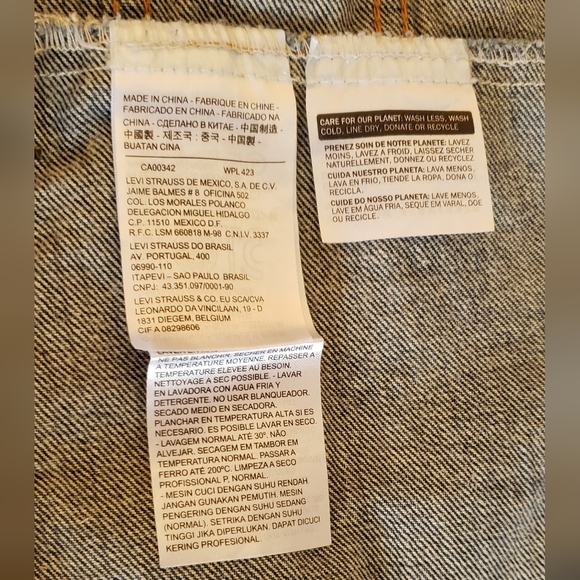 Levi's Denim / Jean Jacket - Picture 9 of 9